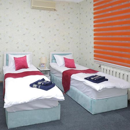 Hotel S & D Hostel ทาชเคนต์ ภายนอก รูปภาพ